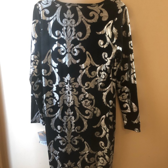 Party dress - Picture 2 of 4